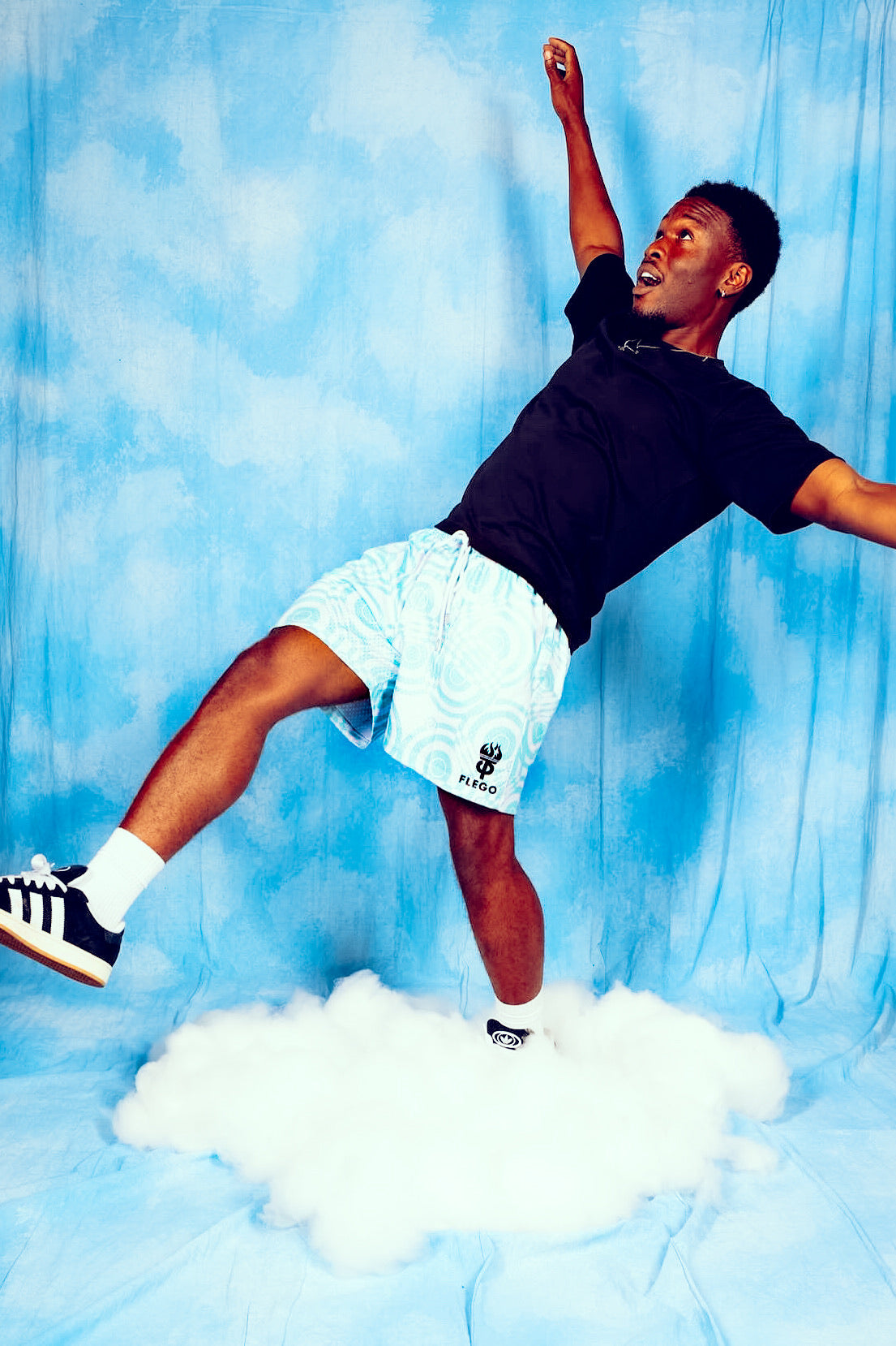 SKY FLY BLUE SHORTS